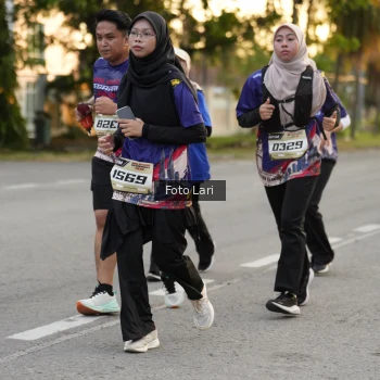Runner Photo 3590043