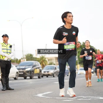 Runner Photo 3590534