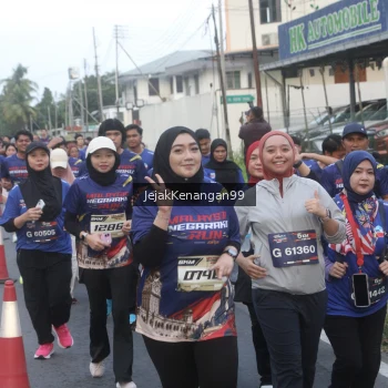 Runner Photo 3590535