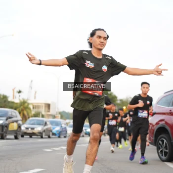Runner Photo 3590623