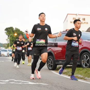 Runner Photo 3590625