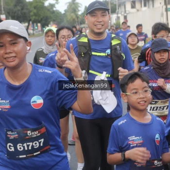 Runner Photo 3590675