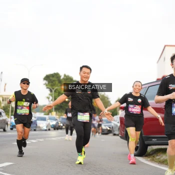 Runner Photo 3590702
