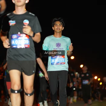 Runner Photo 3590742