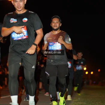 Runner Photo 3591034
