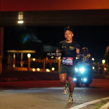 Runner Photo 3591304