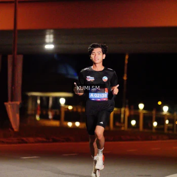 Runner Photo 3591546
