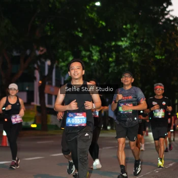 Runner Photo 3591755