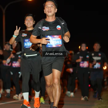 Runner Photo 3591834