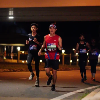 Runner Photo 3592874