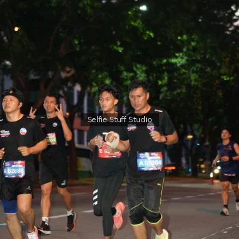 Runner Photo 3593175