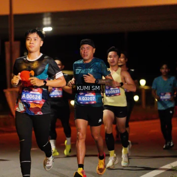 Runner Photo 3593253