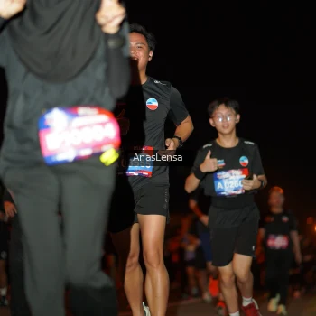 Runner Photo 3594006