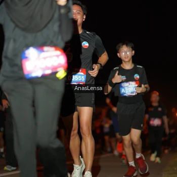 Runner Photo 3594012