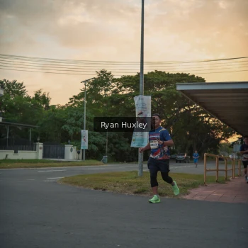 Runner Photo 3594386