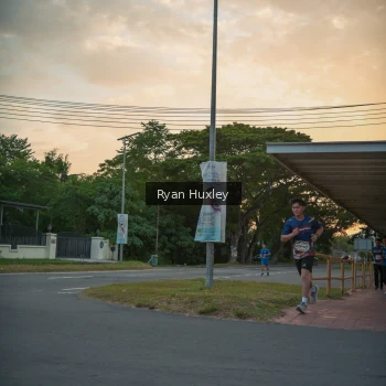 Runner Photo 3594411