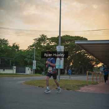 Runner Photo 3594440