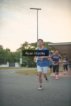 Runner Photo 3595359