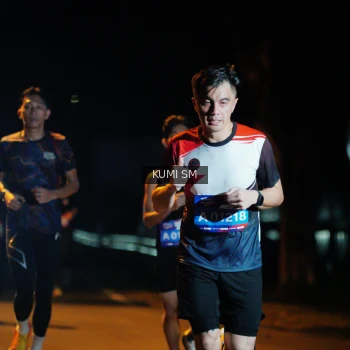 Runner Photo 3595875