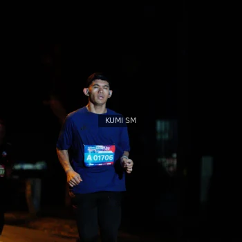 Runner Photo 3596009