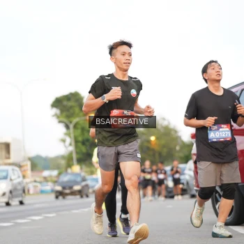 Runner Photo 3596123