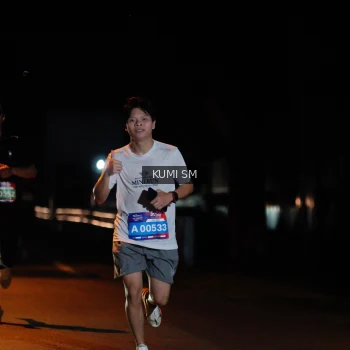 Runner Photo 3596125
