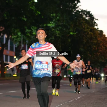 Runner Photo 3596528