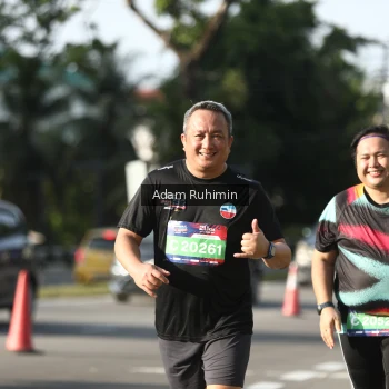 Runner Photo 3596543