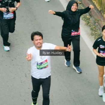 Runner Photo 3596556