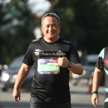 Runner Photo 3596593
