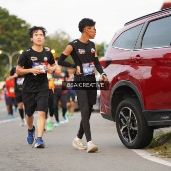 Runner Photo 3596642