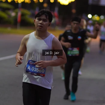 Runner Photo 3596690