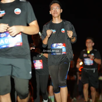 Runner Photo 3596735