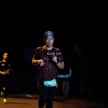 Runner Photo 3596775