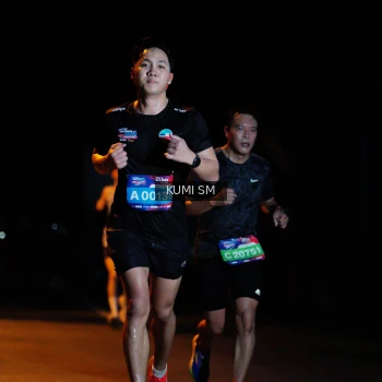 Runner Photo 3596843