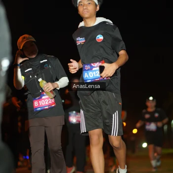Runner Photo 3596871