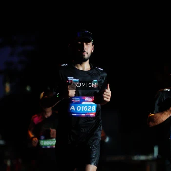 Runner Photo 3596886