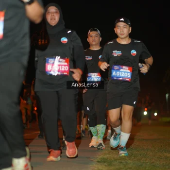 Runner Photo 3596890