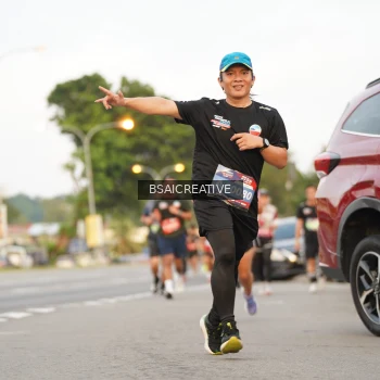 Runner Photo 3597746