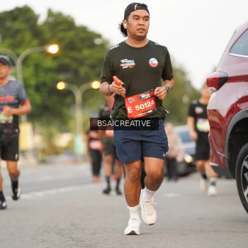 Runner Photo 3597846