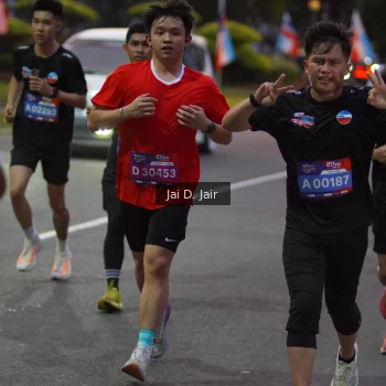 Runner Photo 3598005