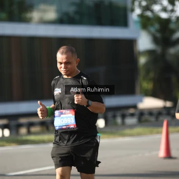 Runner Photo 3598782