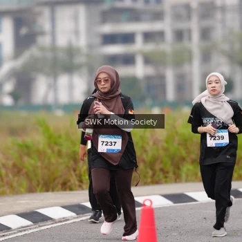Runner Photo 3598800