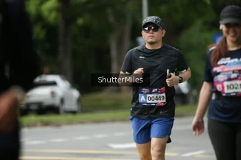 Runner Photo 36000