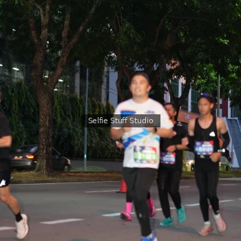Runner Photo 3600711