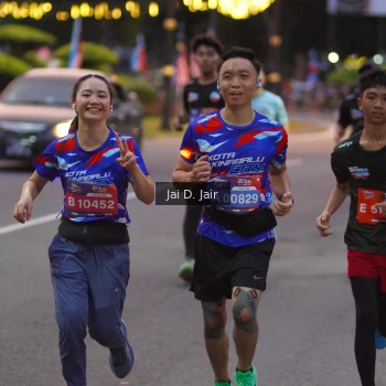 Runner Photo 3601000