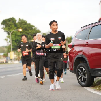 Runner Photo 3601076