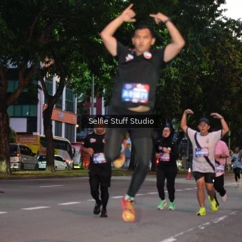 Runner Photo 3601545