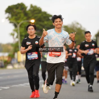 Runner Photo 3601640