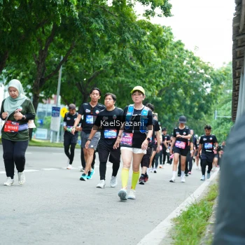 Runner Photo 3601715